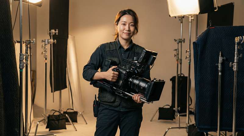 丝瓜视频摄影师专家李雨晴